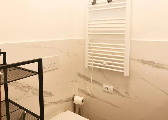 Fond. Prada-ieo Elegante Con Apartmán